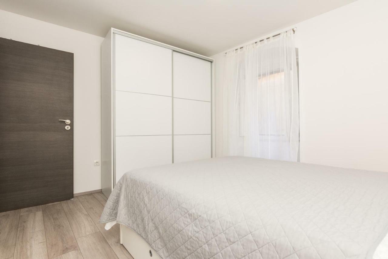 Apartment Stylish In The Center Of
